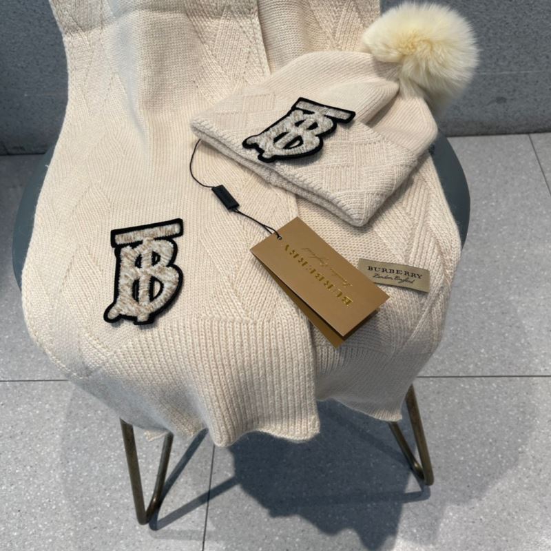 Burberry Caps Scarfs